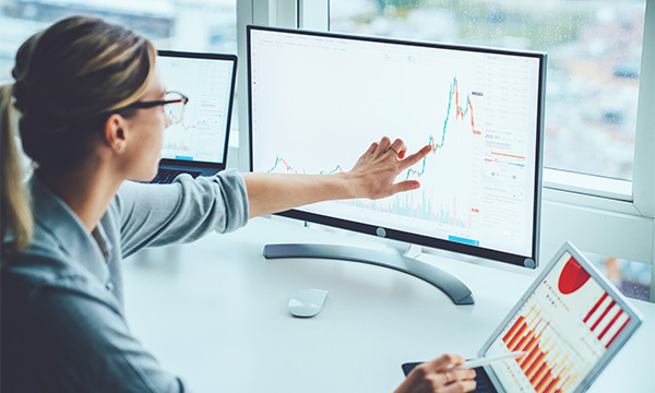 Financial Services Trends image